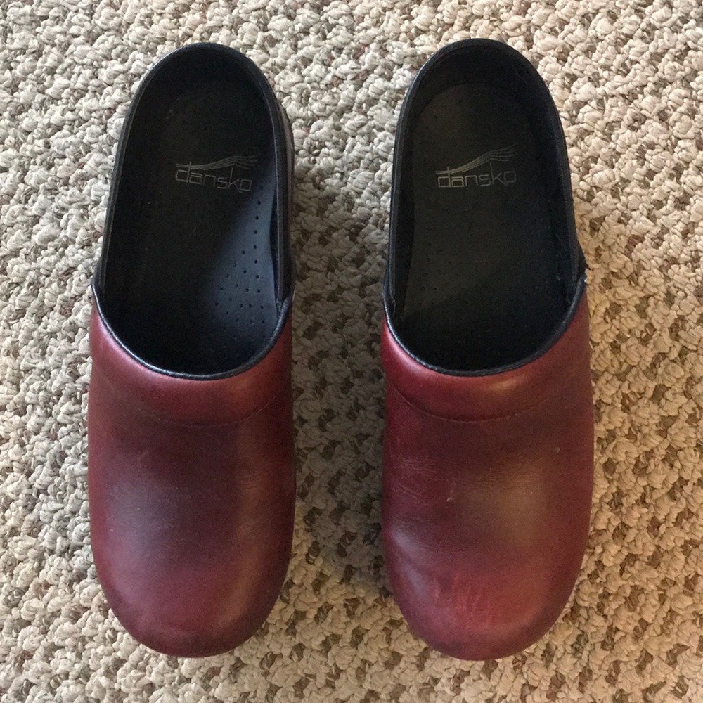 Dansko clogs, 37